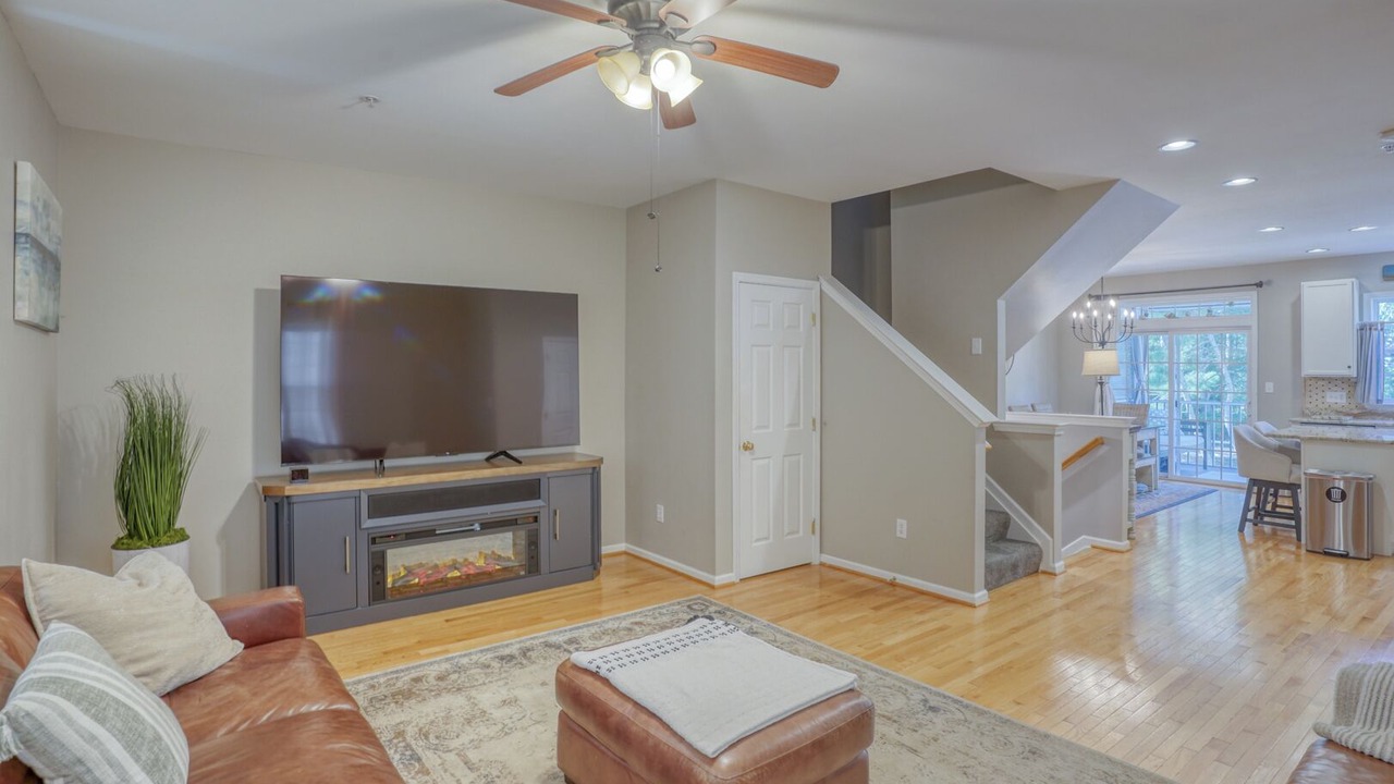 Photo of Livingroom in Long Neck