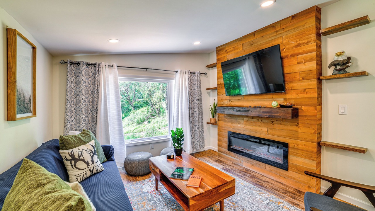 Photo of Livingroom in Unadilla