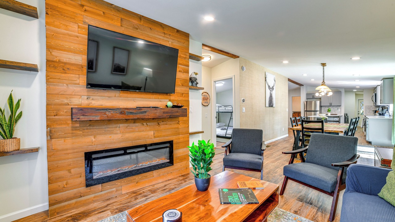 Photo of Livingroom in Unadilla