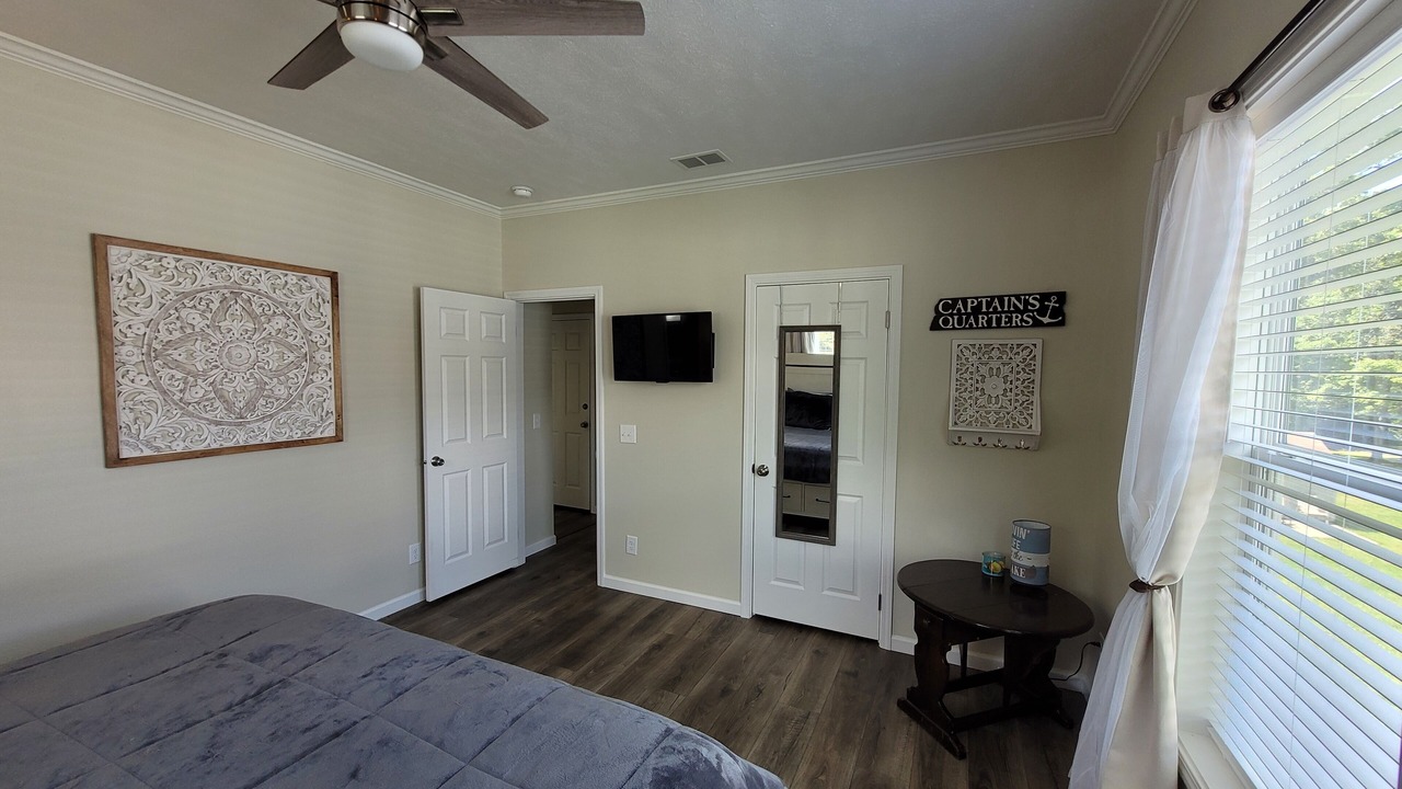 Photo of Bedroom in Lake Milton