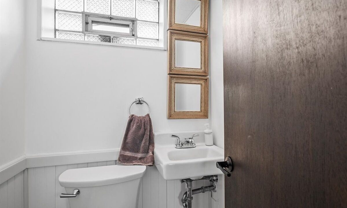 Photo of Bathroom in Squirrel Hill South