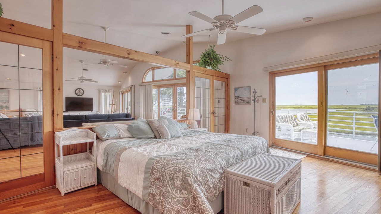 Photo of Patio Balcony in Mystic Island