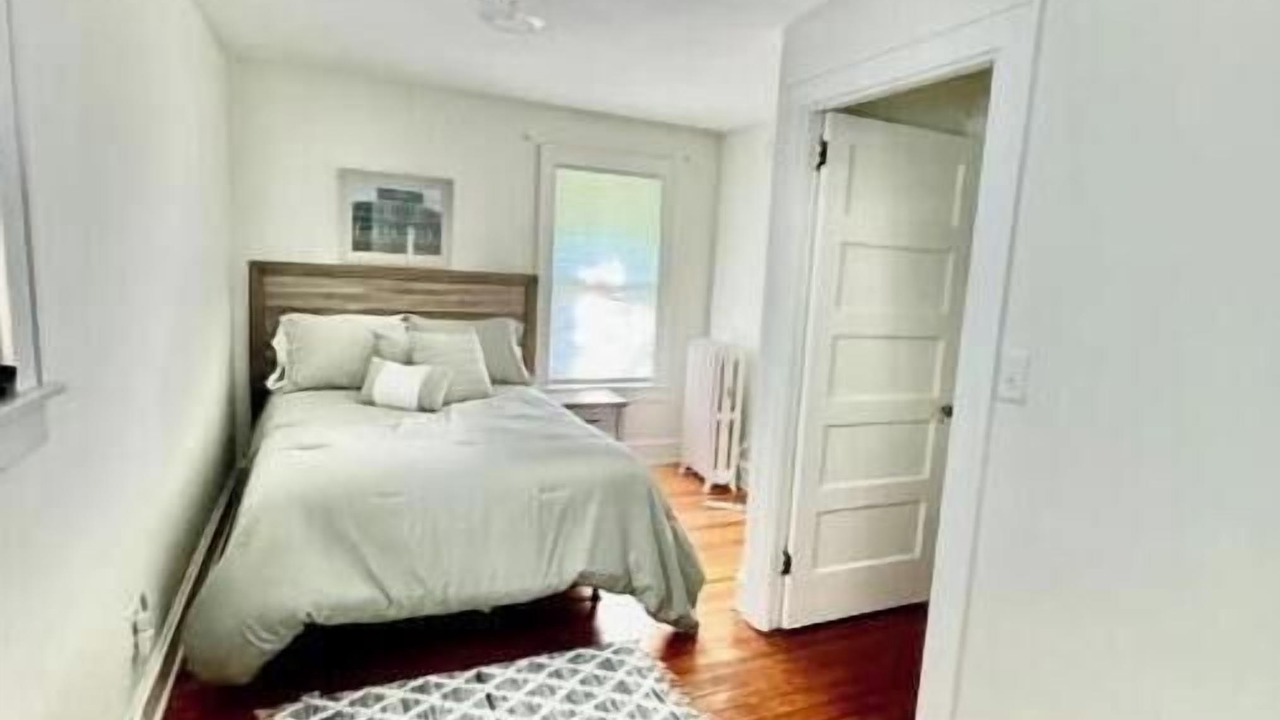 Photo of Bedroom in State College
