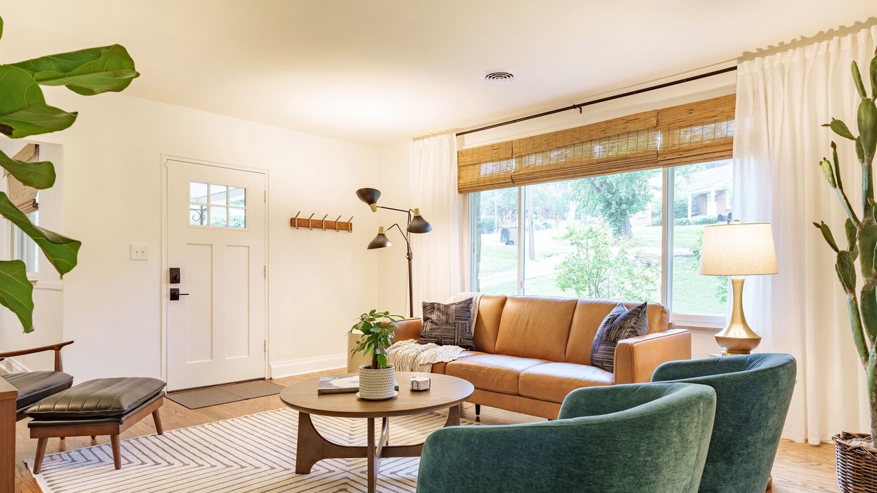Photo of Livingroom in Inglewood