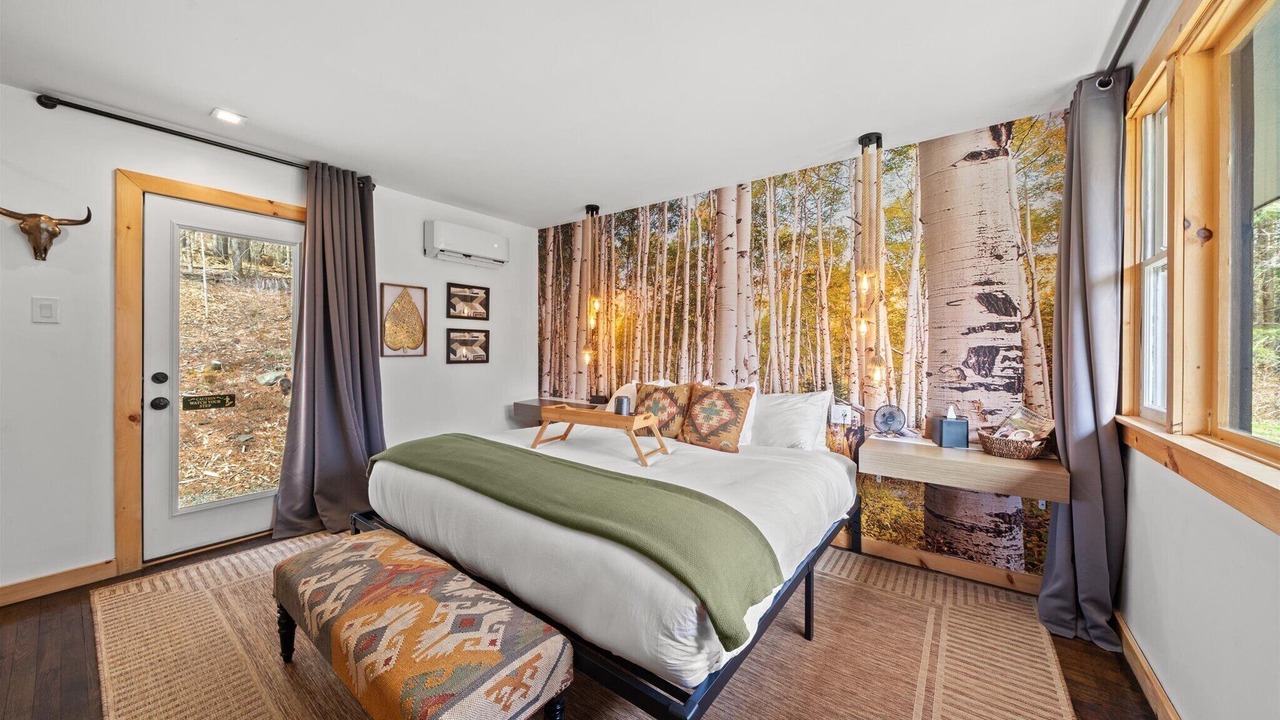 Photo of Bedroom in Hancock