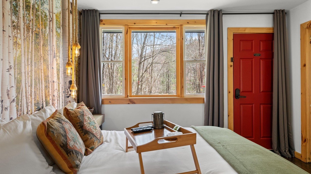 Photo of Bedroom in Hancock