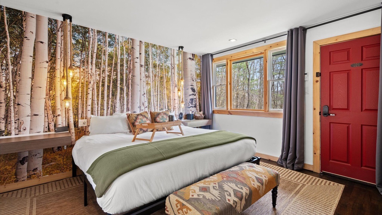 Photo of Bedroom in Hancock