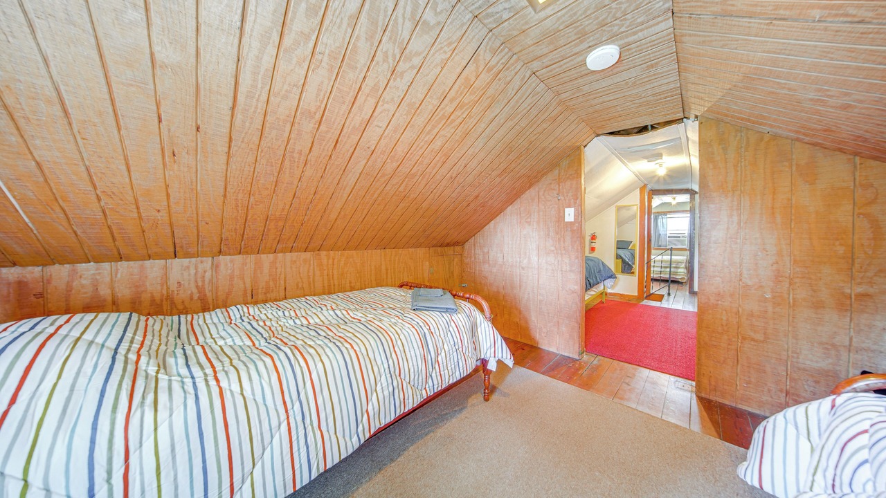Photo of Bedroom in Edinboro