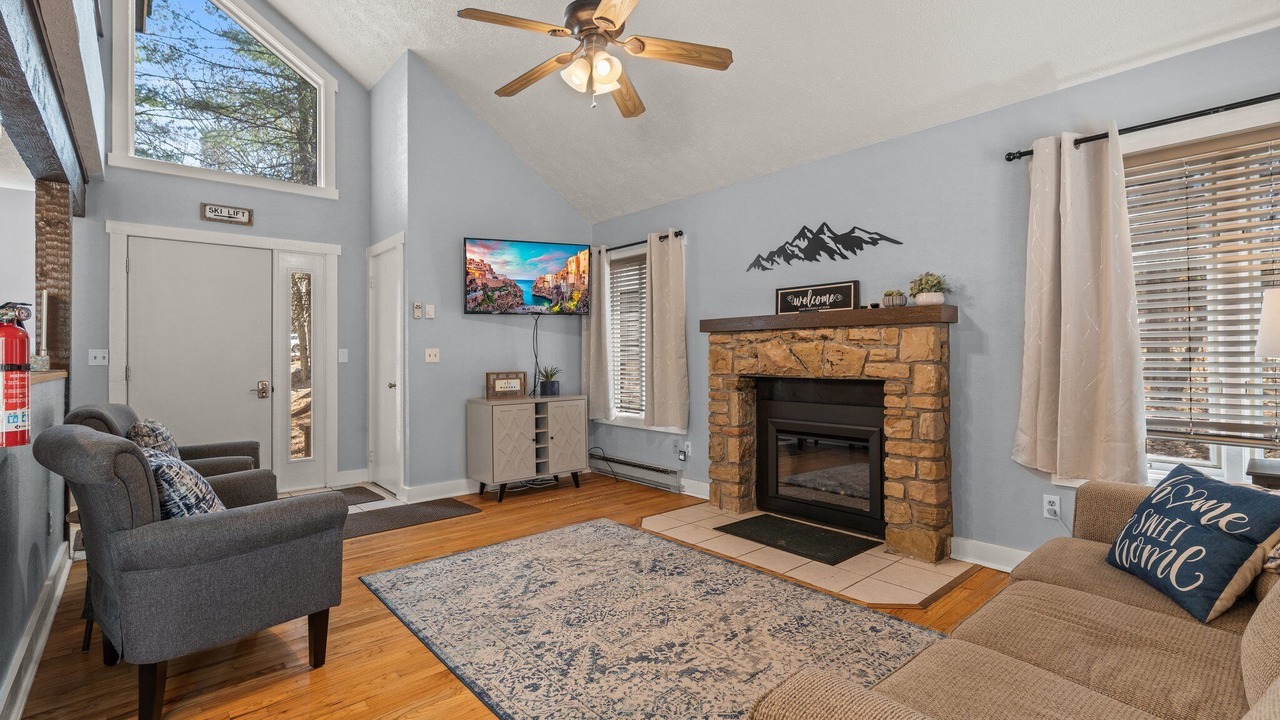 Photo of Livingroom in White Haven