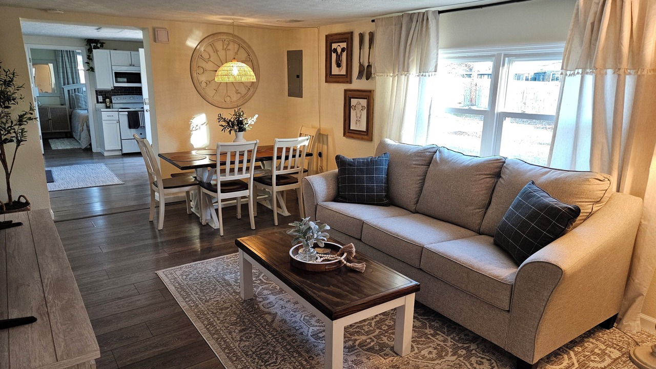Photo of Livingroom in Huber Heights