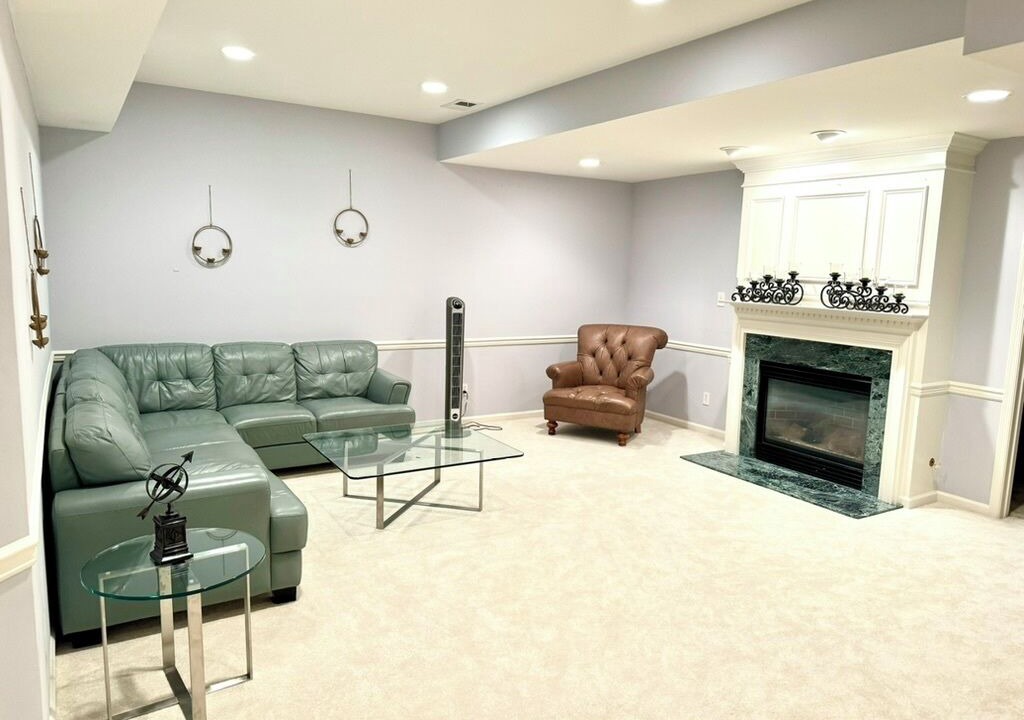Photo of Livingroom in East Brunswick