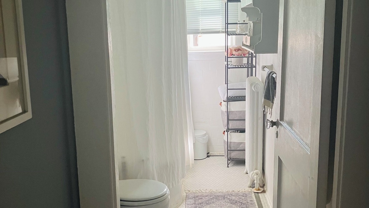 Photo of Bathroom in Old Town Alexandria