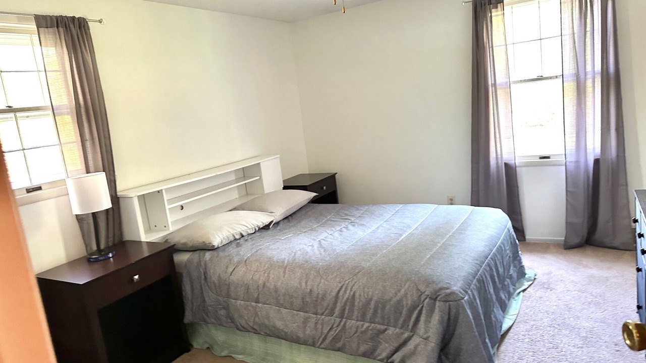 Photo of Bedroom in Hudson