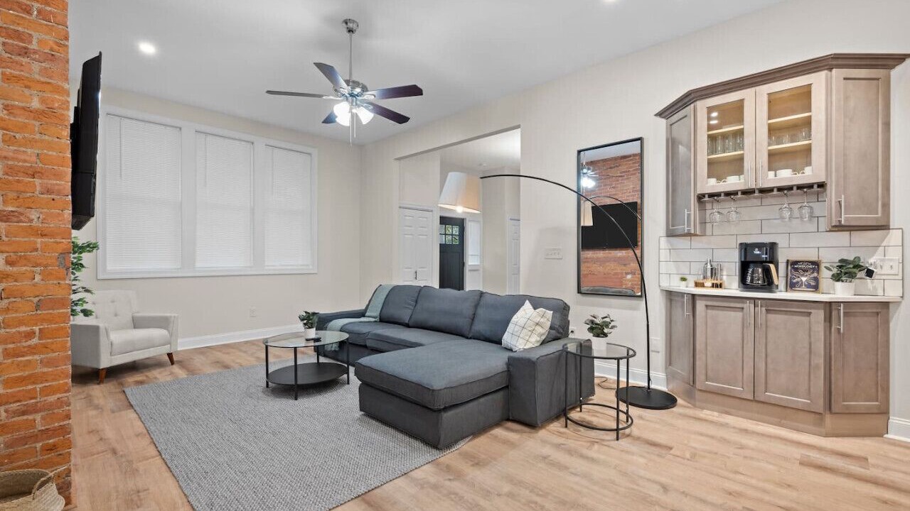 Photo of Bedroom in Point Breeze North