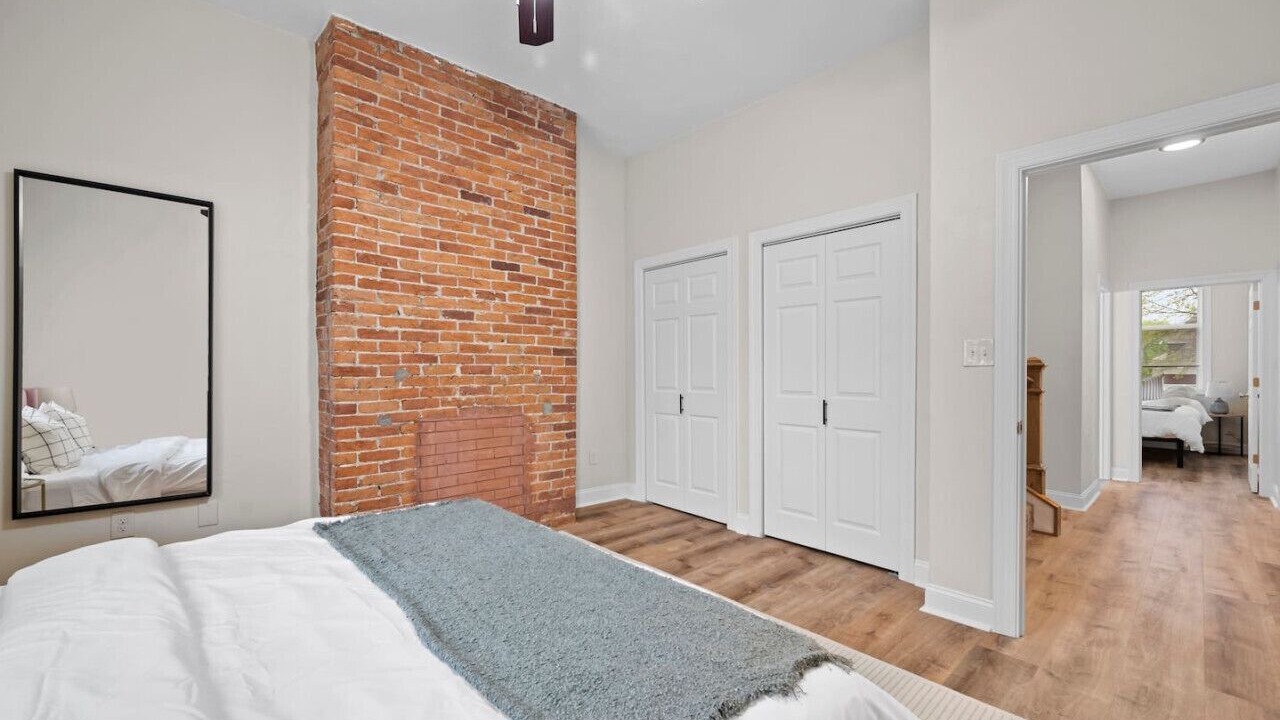 Photo of Bedroom in Point Breeze North