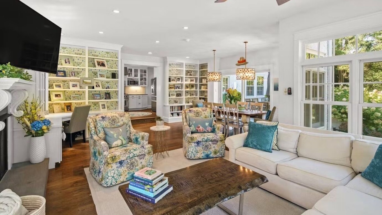 Photo of Livingroom in Haverford