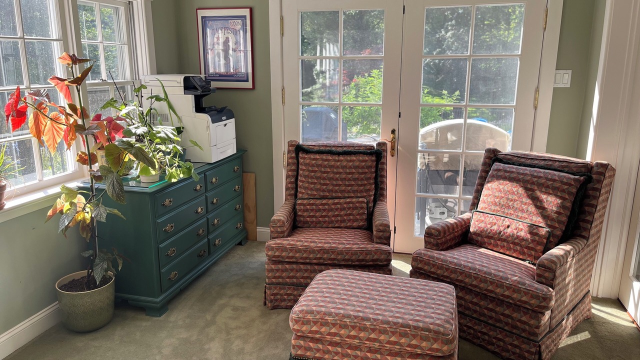 Photo of Livingroom in Haverford