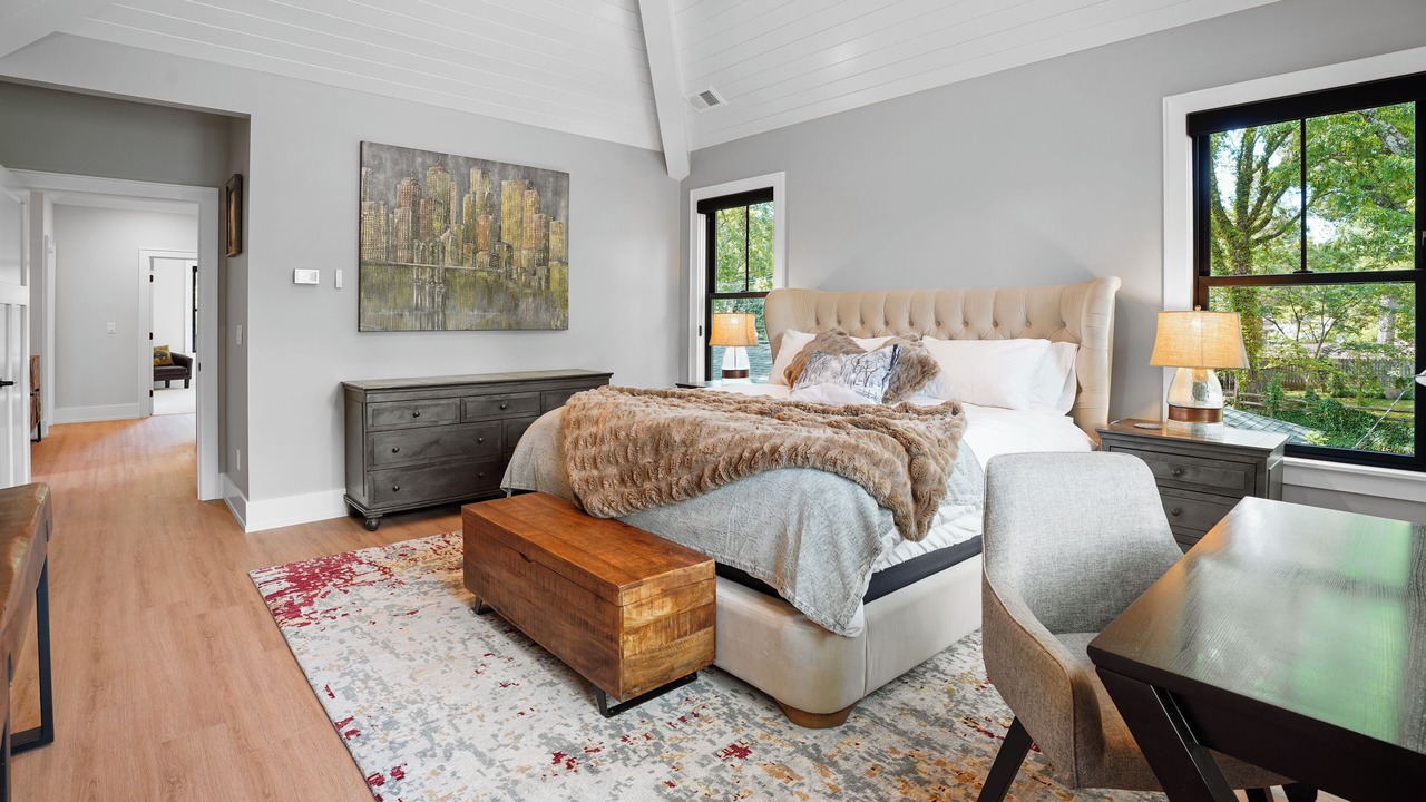 Photo of Bedroom in Plaza Midwood