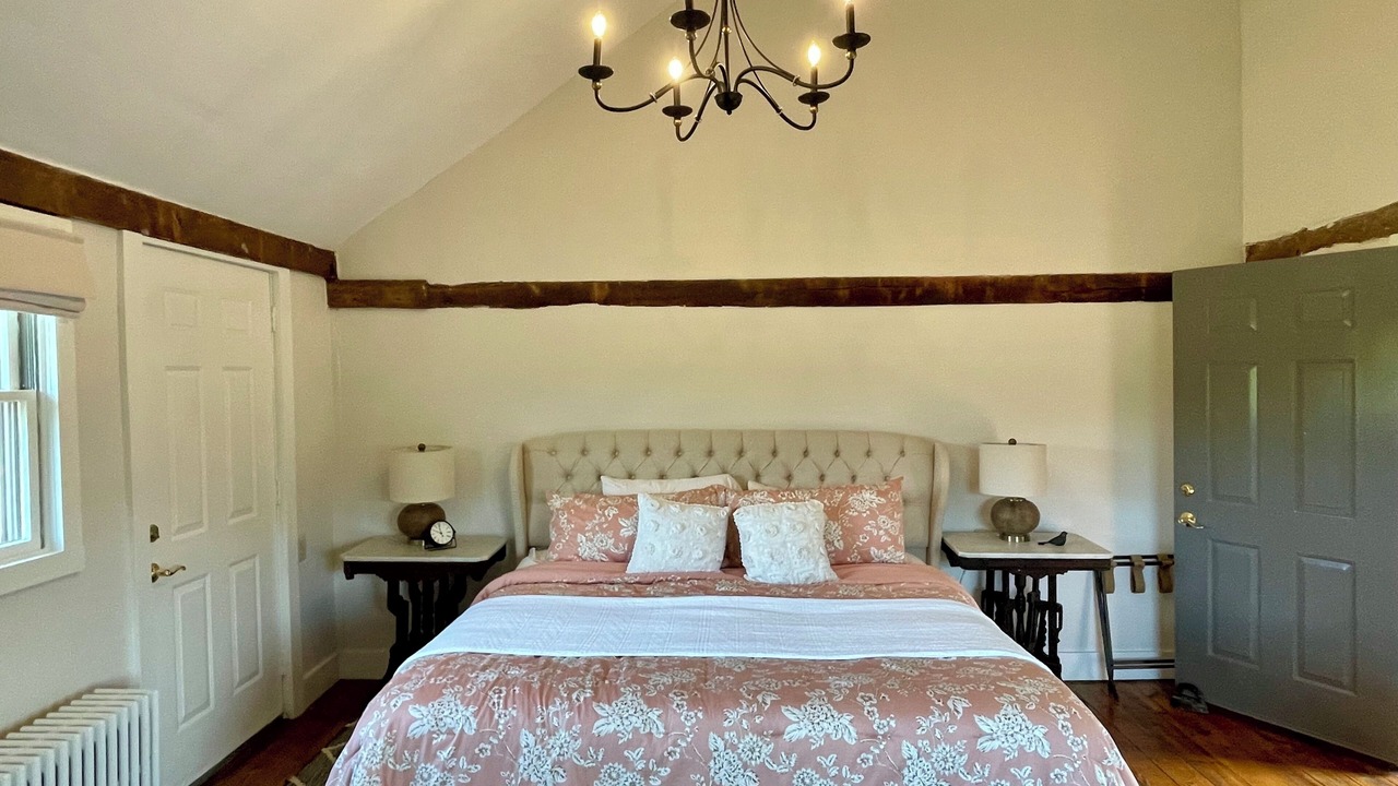 Photo of Bedroom in Blooming Glen