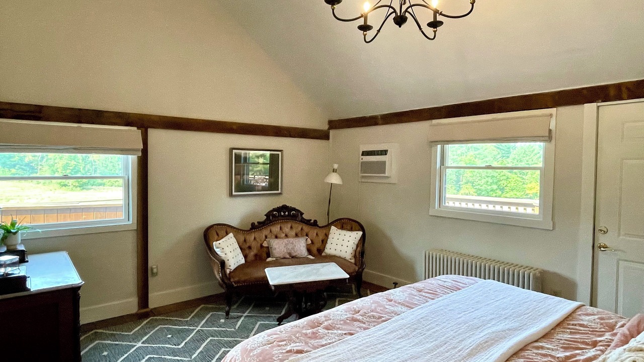 Photo of Bedroom in Blooming Glen