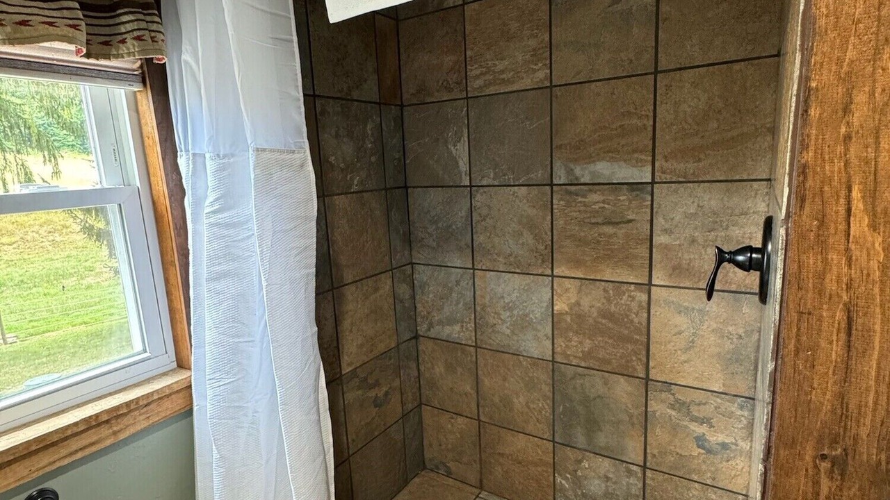 Photo of Bathroom in Old Washington