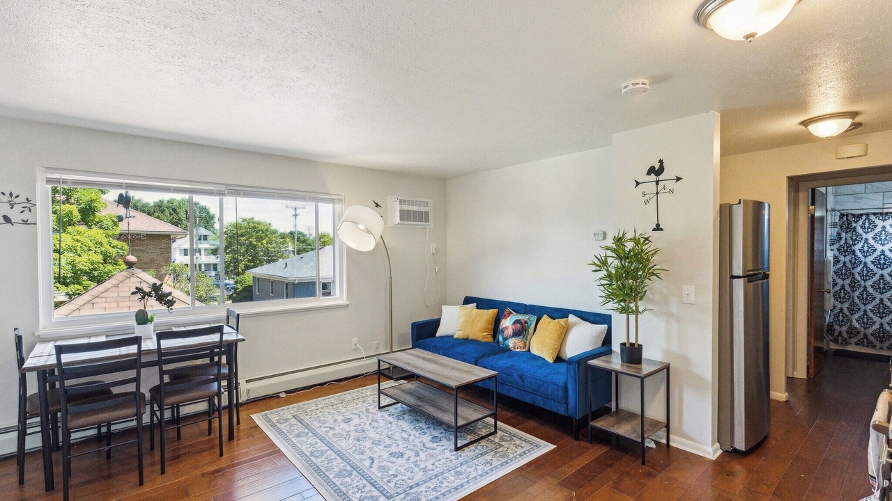 Photo of Livingroom in Lakewood