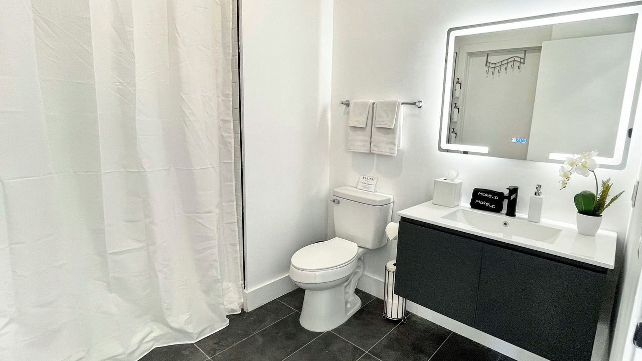 Photo of Bathroom in Elizabeth