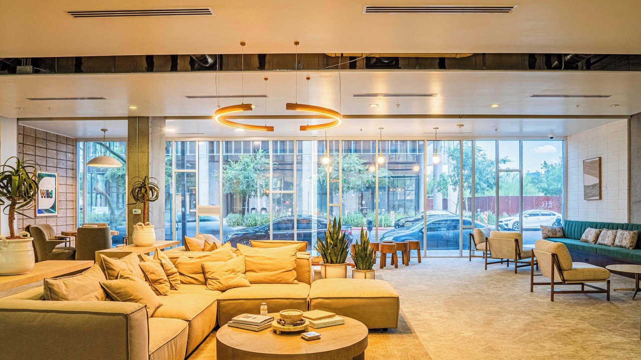 Photo of Livingroom in Evans Churchill