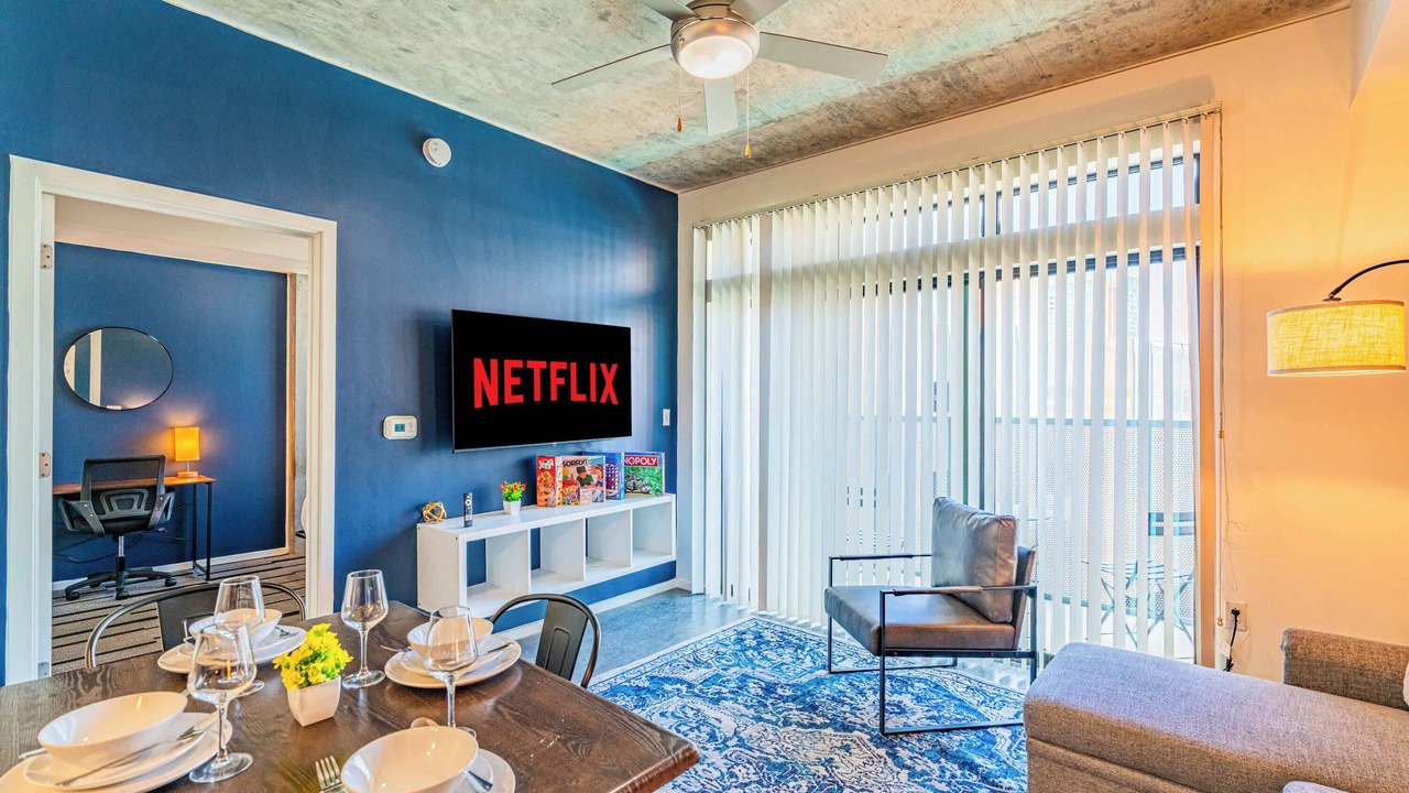 Photo of Livingroom in Evans Churchill