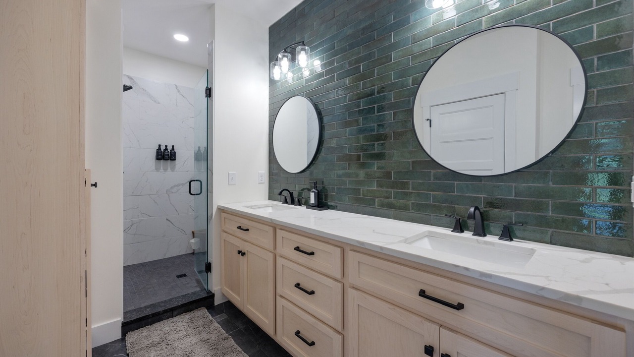 Photo of Bathroom in Scottsville