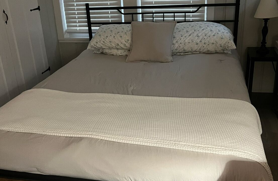 Photo of Bedroom in Oaklyn