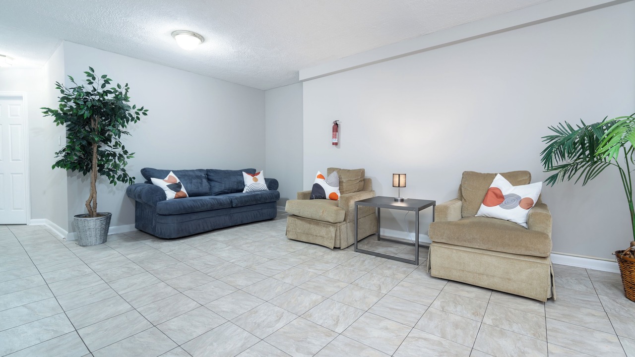 Photo of Livingroom in New Carrollton