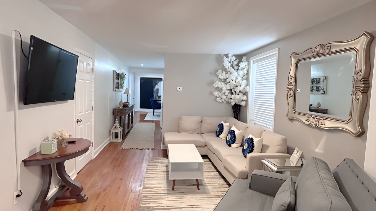 Photo of Livingroom in Montclair