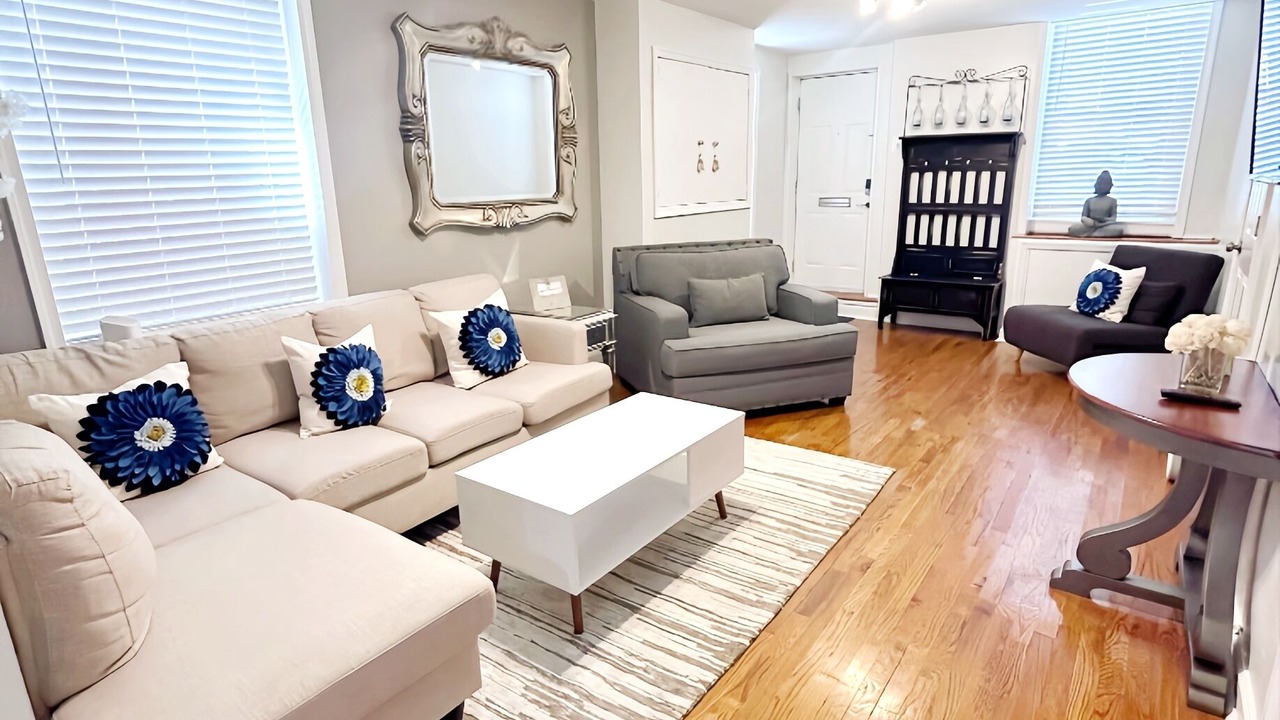 Photo of Livingroom in Montclair