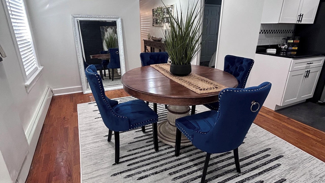 Photo of Livingroom in Montclair