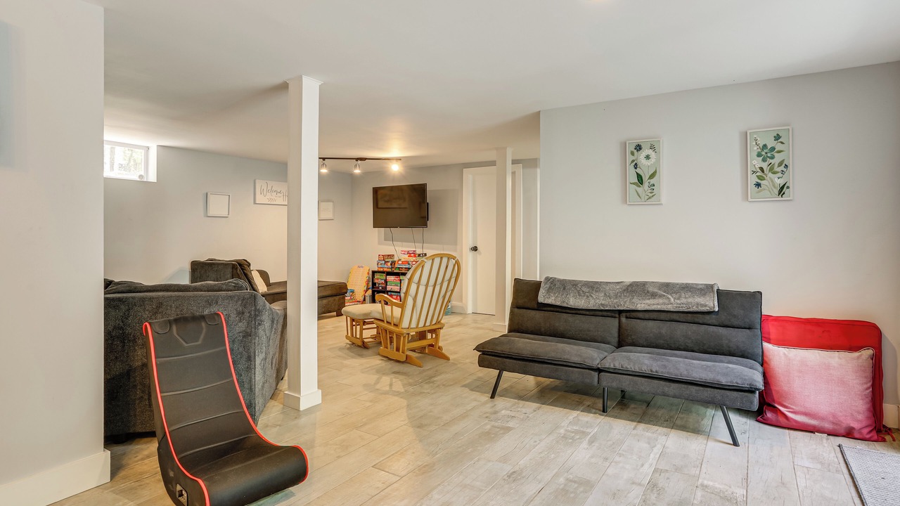 Photo of Livingroom in Town of Lumberland