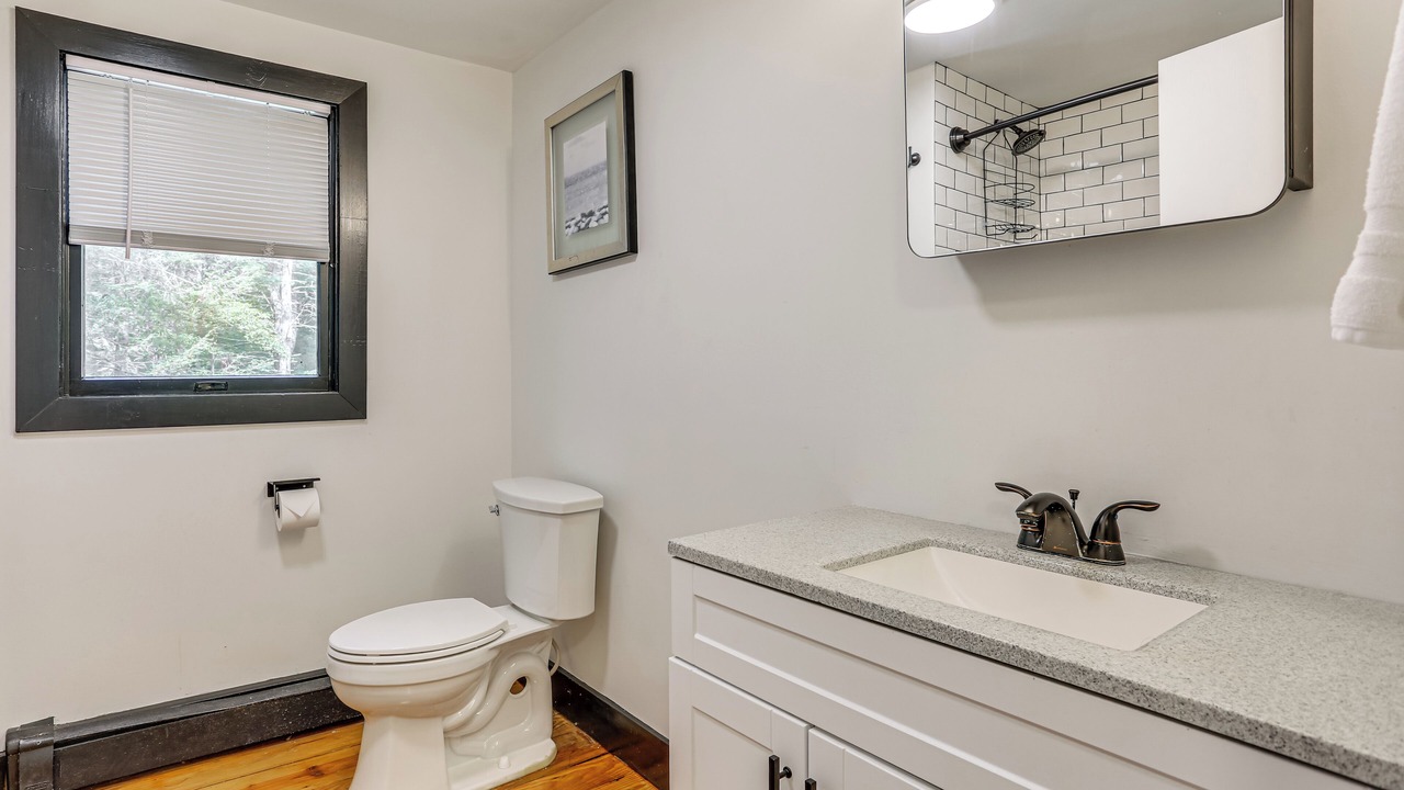 Photo of Bathroom in Town of Lumberland