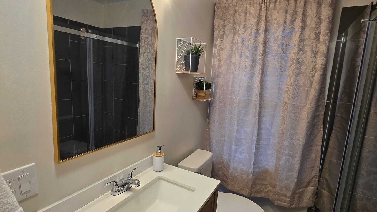 Photo of Bathroom in Laureldale