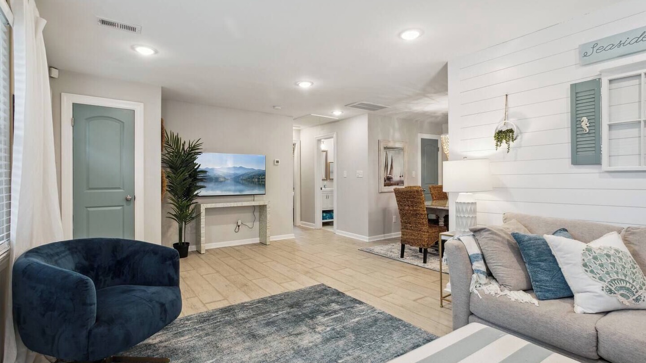 Photo of Bedroom in Buckroe Beach