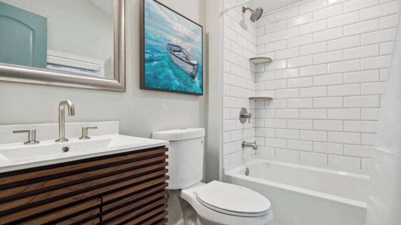 Photo of Bathroom in Buckroe Beach