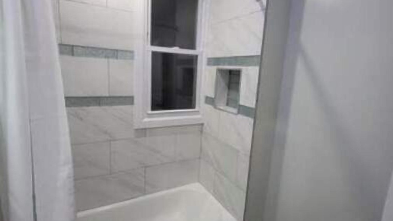Photo of Bathroom in Newark