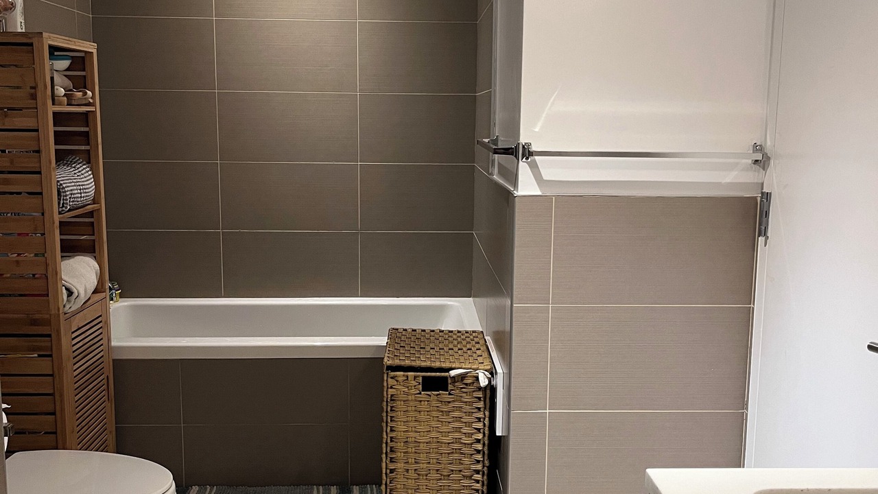 Photo of Bathroom in Greenpoint