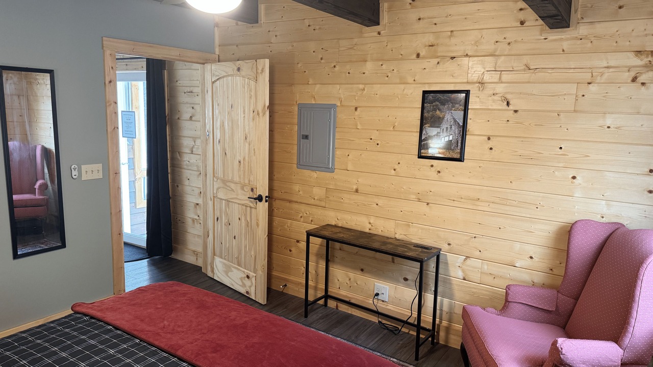 Photo of Bedroom in Bramwell