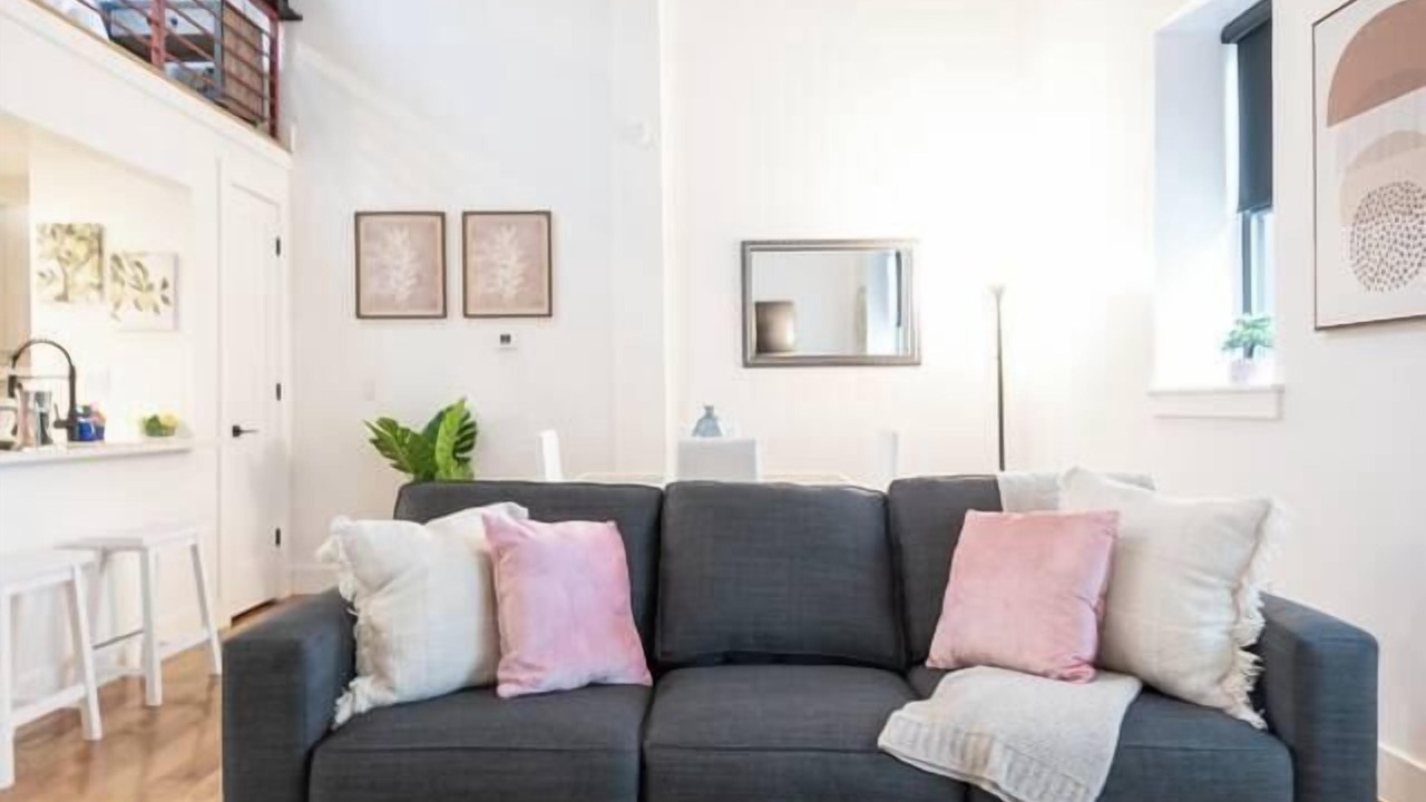 Photo of Livingroom in East Orange