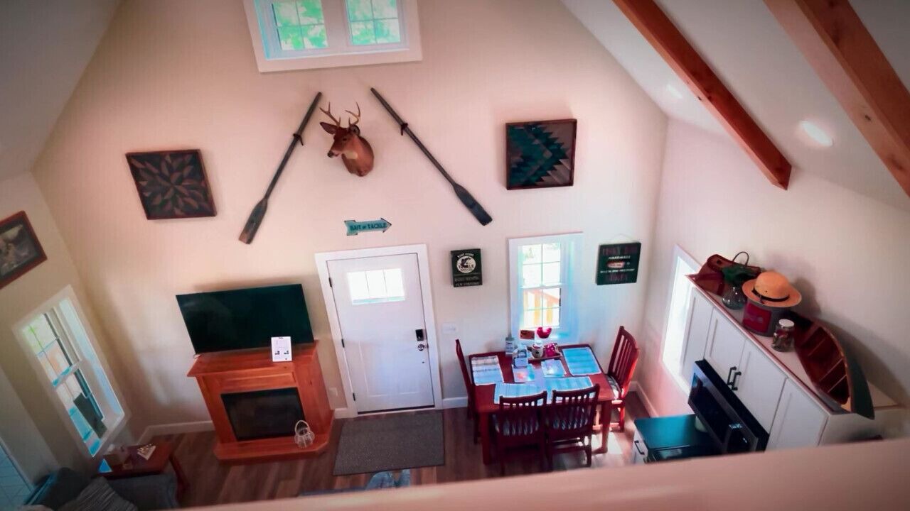 Photo of Livingroom in Millersburg