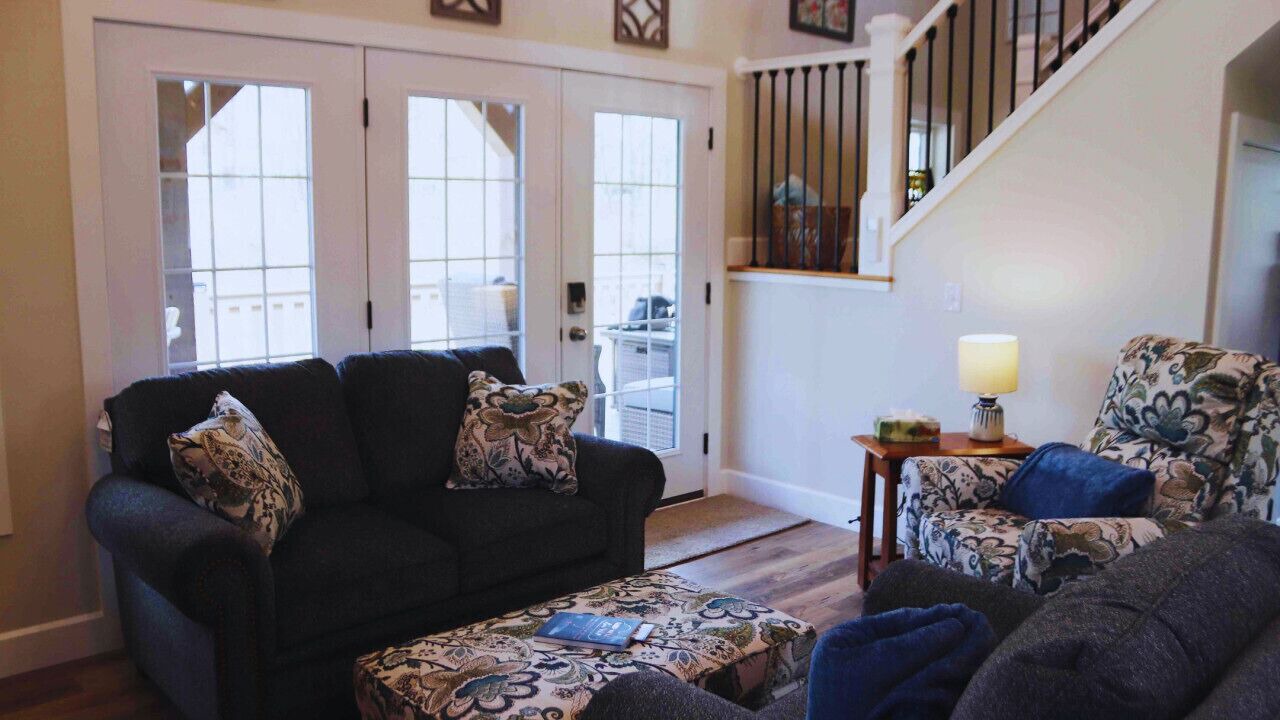 Photo of Livingroom in Millersburg
