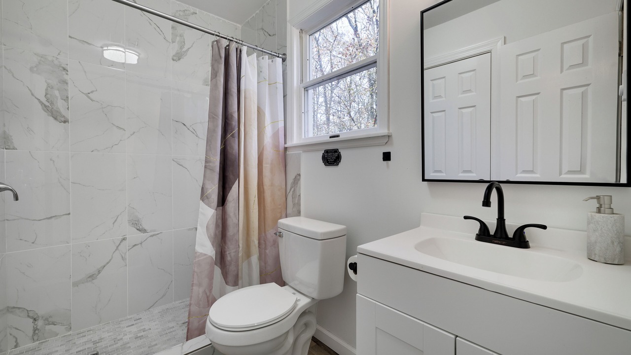 Photo of Bathroom in Cresco
