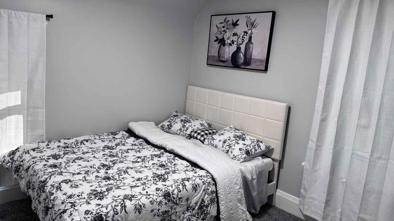 Photo of Bedroom in Erie
