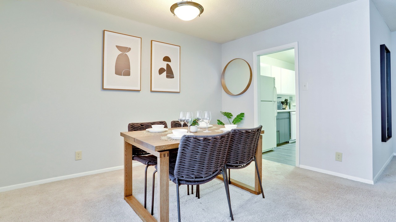 Photo of Livingroom in Crystal City