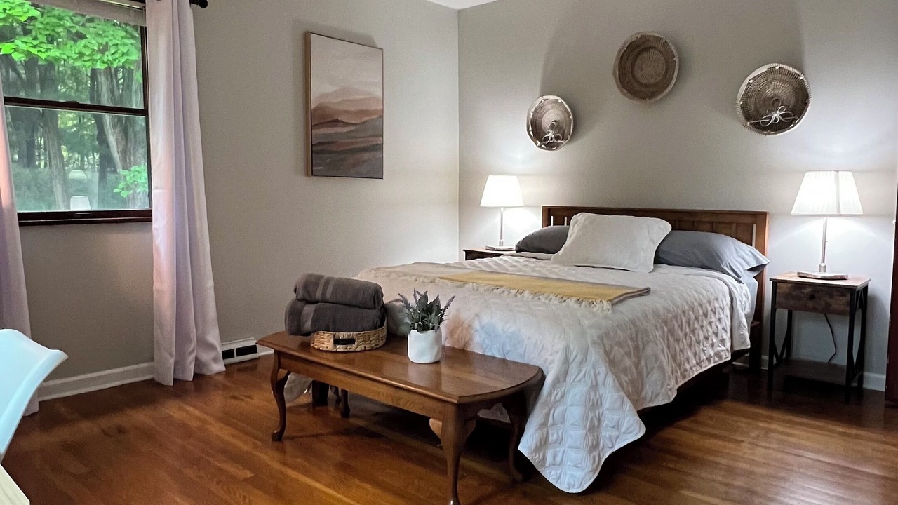 Photo of Bedroom in East Branch